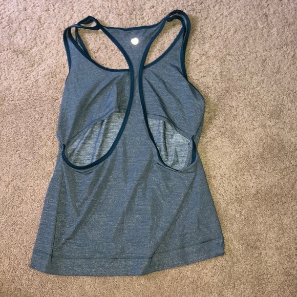 LULU Tank Top - Picture 2 of 3
